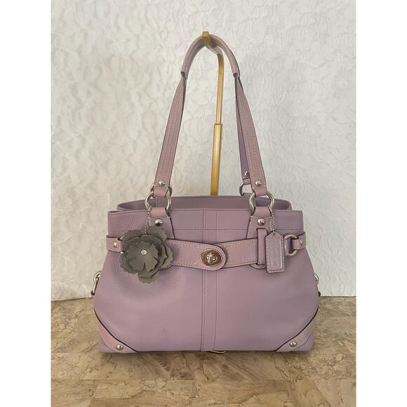 Coach Purse: 13236 light purple Carly expandable Leather Shoulder Bag - Picture 4 of 10
